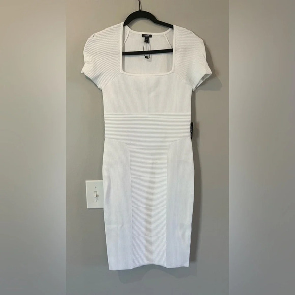 Body Contour Cap Sleeve‎ Sweater Dress Size Small - Picture 4 of 8